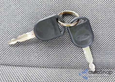 2002 Ford Ranger Edge/Tremor/Xl/Xlt from USA, damaged, VIN 1FTYR14U92TA00544